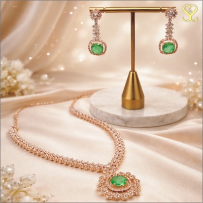 Elegant Green Stone Necklace Set