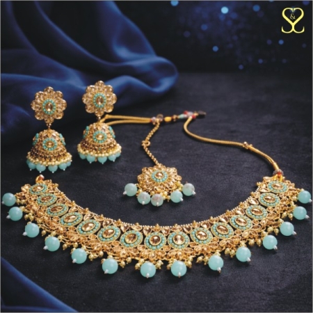 Sira & Sara Mint Green Kundan Polki Choker Necklace Set with Earrings & Maang Tikka